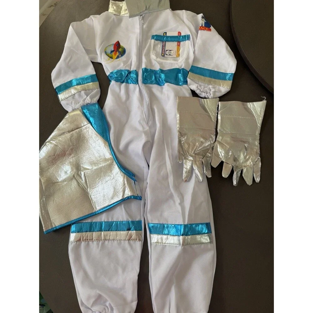 Astronaut Costume jumpsuit Gloves  Helmet NASA NWOT Halloween costume kids small
